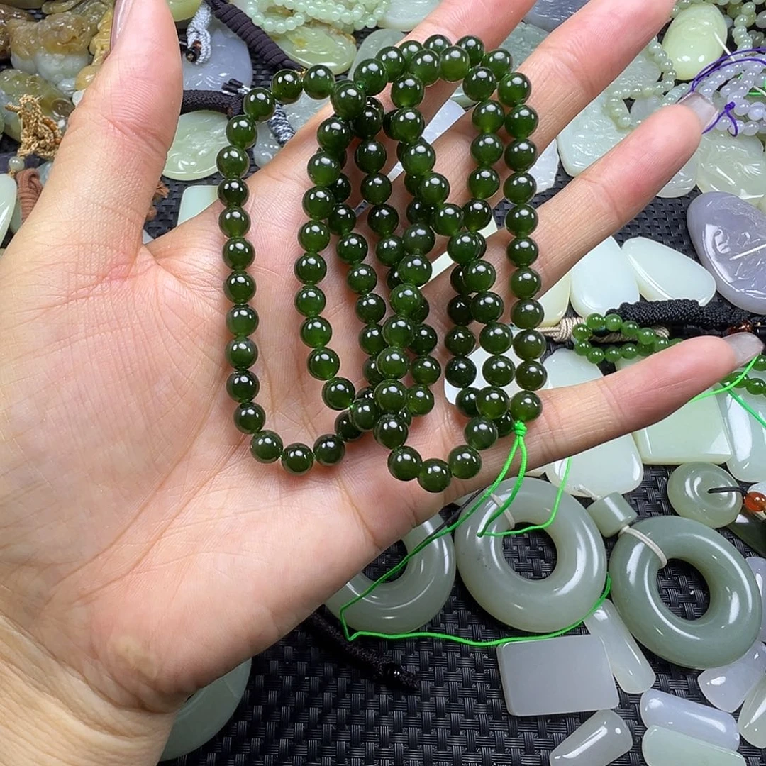 和田玉未镶嵌颈饰卡6