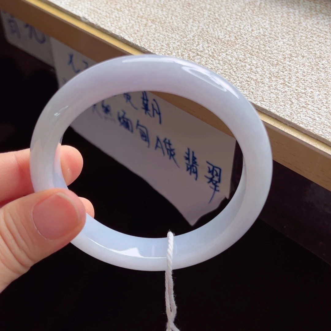 翡翠未镶嵌手镯手镯