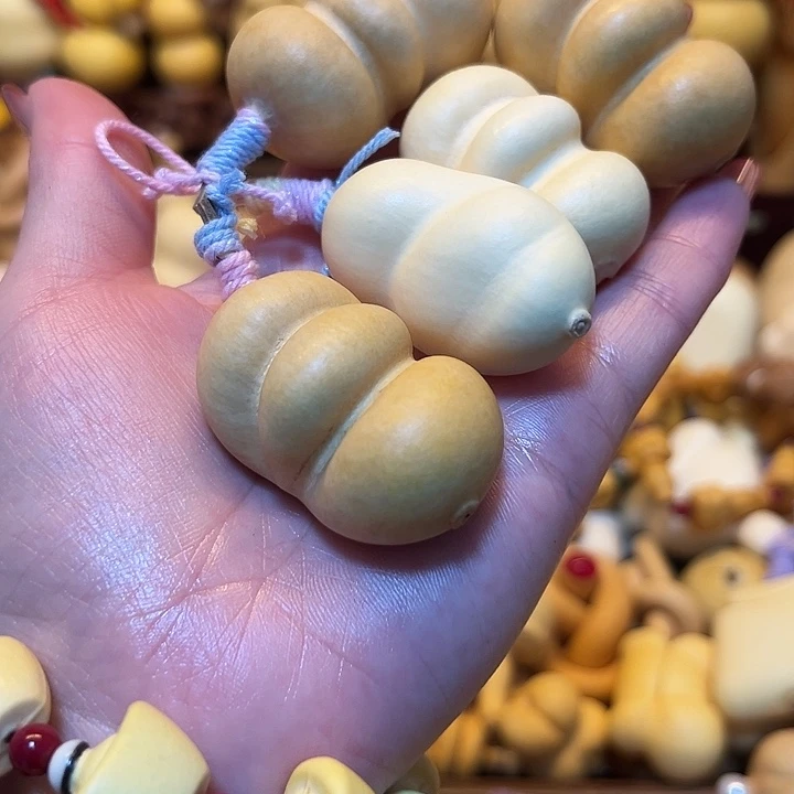 口****大叶紫檀（黑酸枝木类）