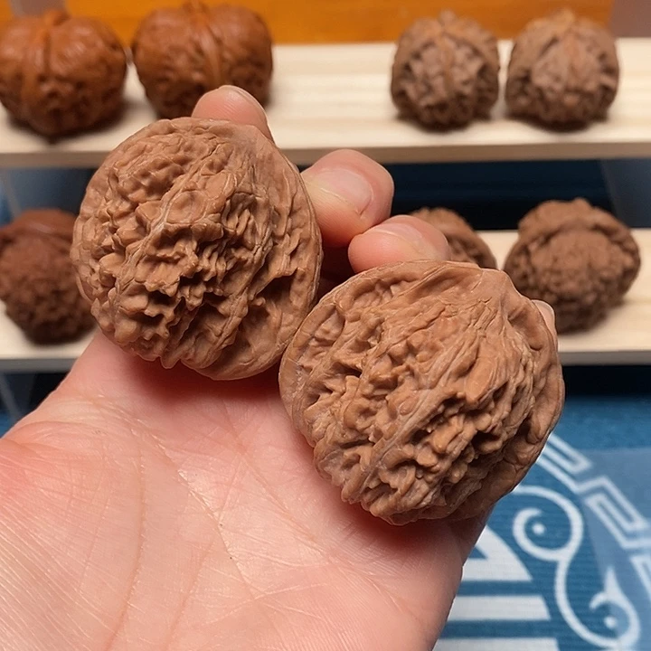 文玩核桃吊坠四座楼