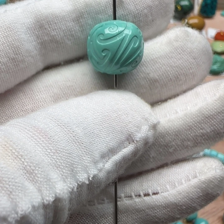 未镶嵌绿松石珠宝奇石