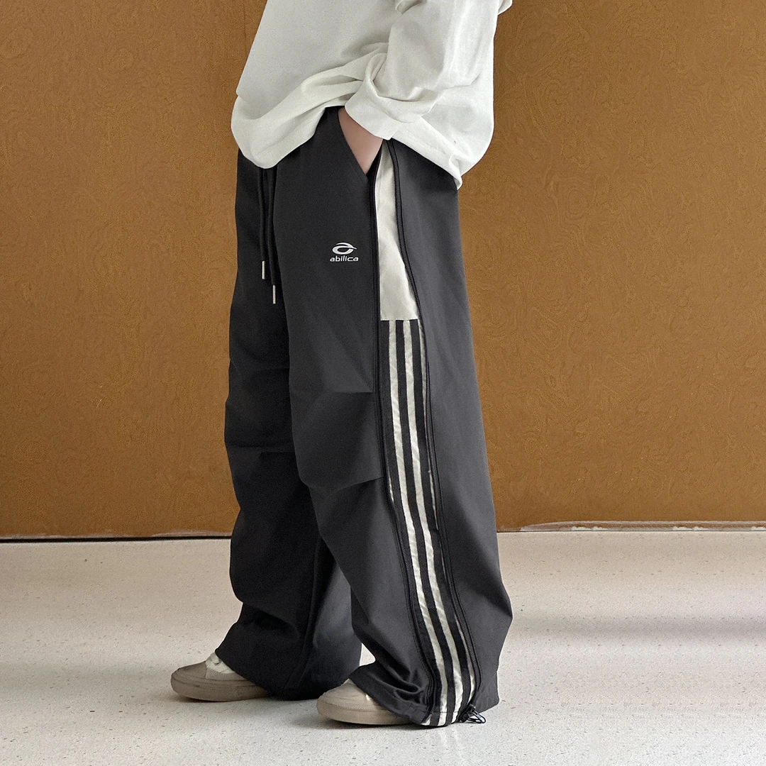 男童春秋撞色户外运动冲锋裤2025新款青少年儿童秋季直筒宽松裤子