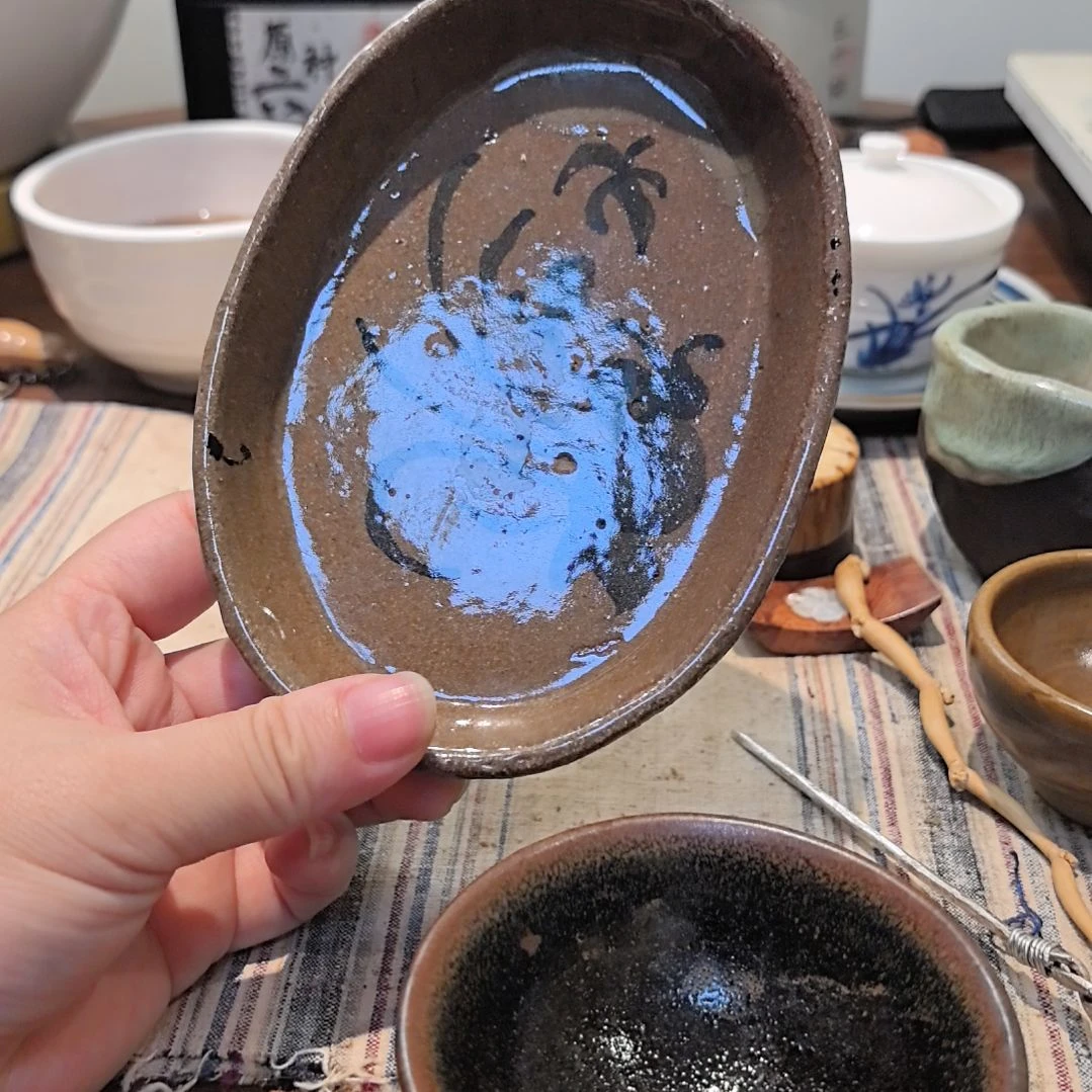 茶***.椭圆型手工古盘一个