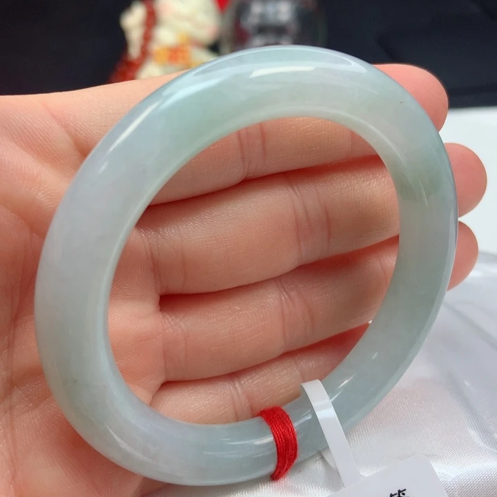 翡翠手镯未镶嵌52圈强推