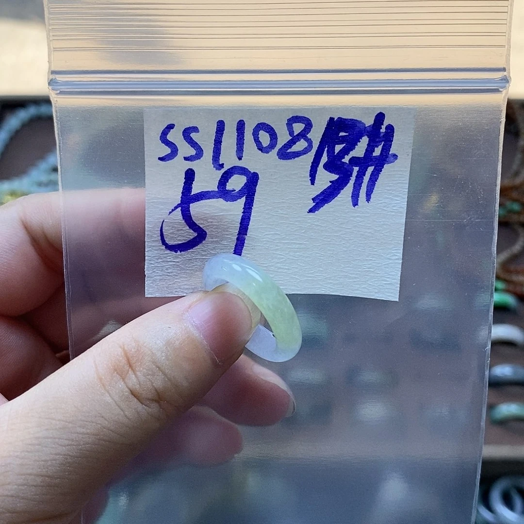 未镶嵌定制翡翠翡翠