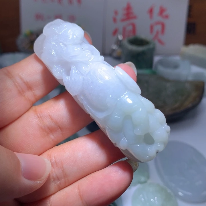 翡翠未镶嵌颈饰保真天然A货翡翠