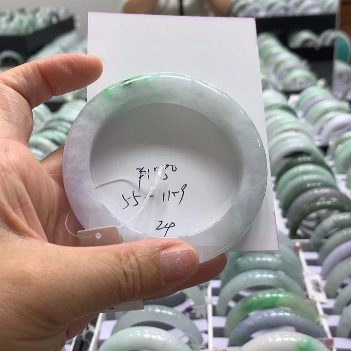 未镶嵌手镯翡翠24