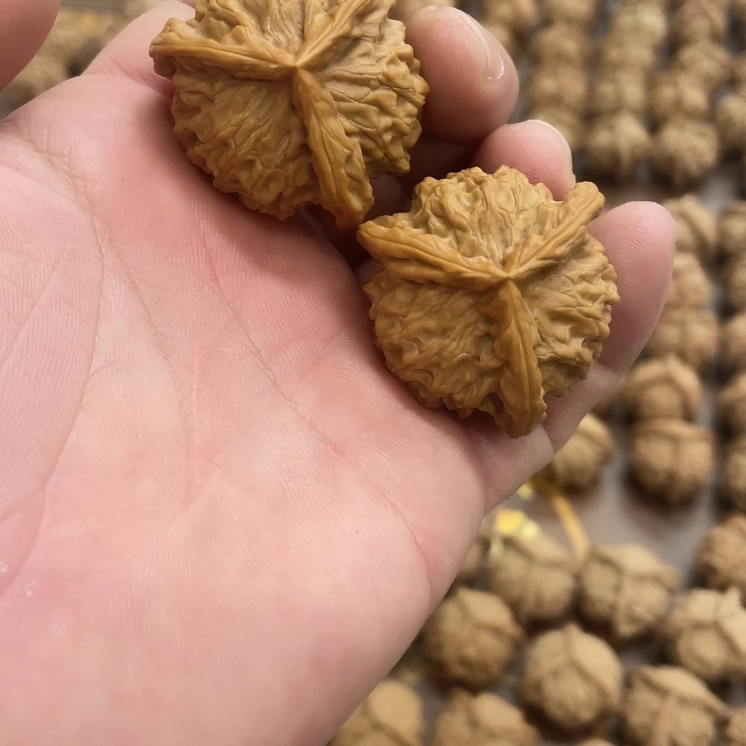 吉***爸吊坠文玩核桃文玩核桃一物一图