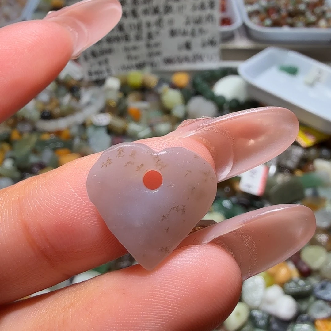 和田玉未镶嵌珠宝奇石