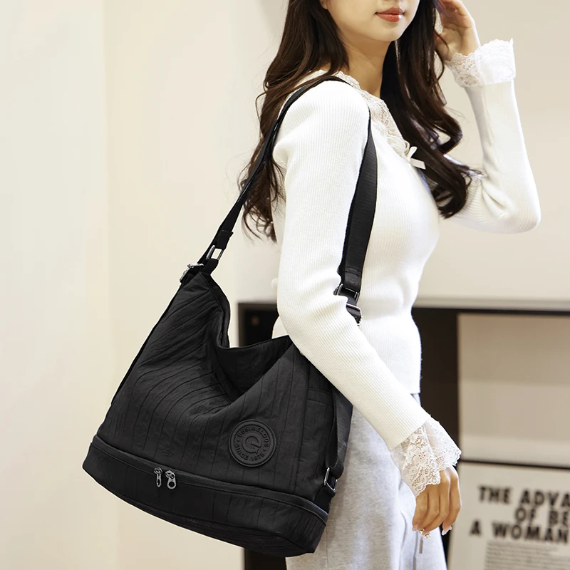 2511新款百搭便携双肩包水洗日系防水妈咪包多功能韩版通勤单肩包