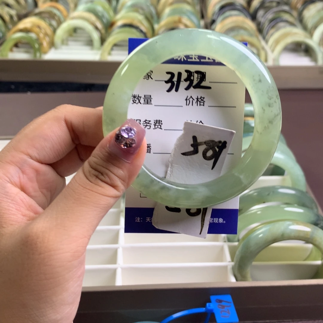蛇纹石玉未镶嵌手镯3132