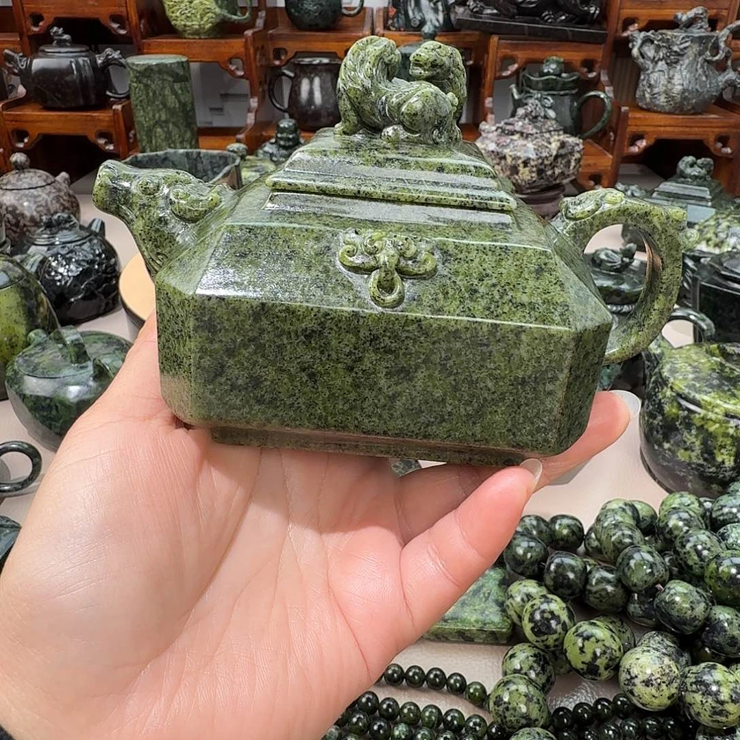 骨***河蛇纹石玉未镶嵌藏玉药王石摆件