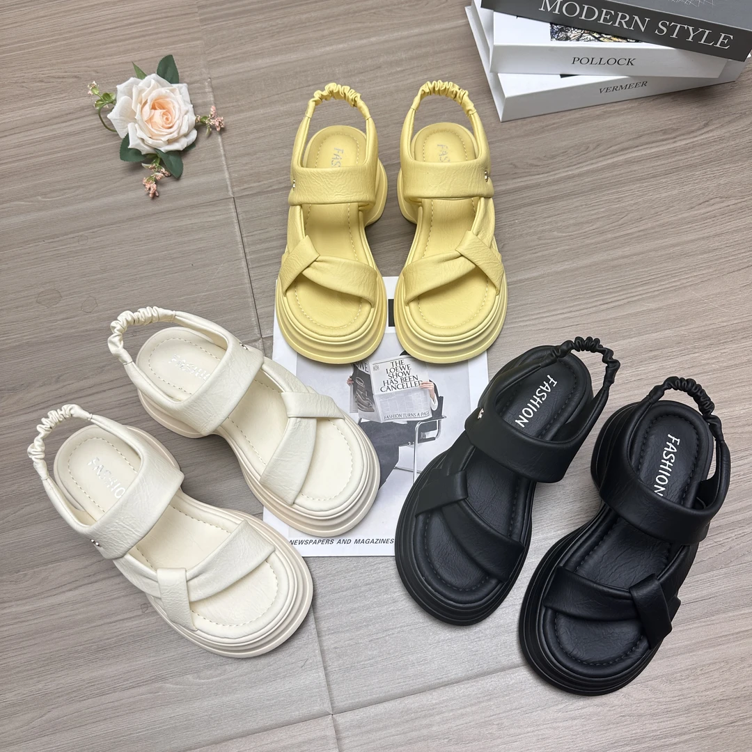 【H3】显瘦松糕底凉鞋女夏季外穿小个子增高松糕底女百搭沙滩鞋女