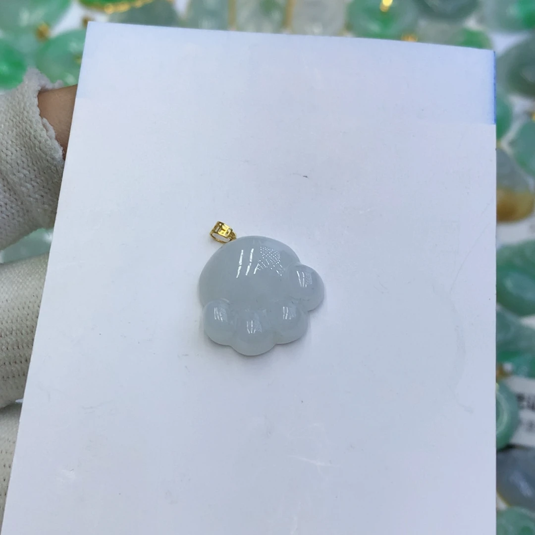 翡翠颈饰18K金镶嵌翡翠