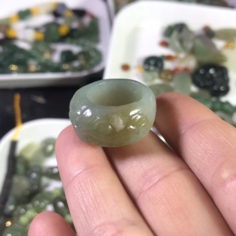 手链未镶嵌和田玉（糖玉）