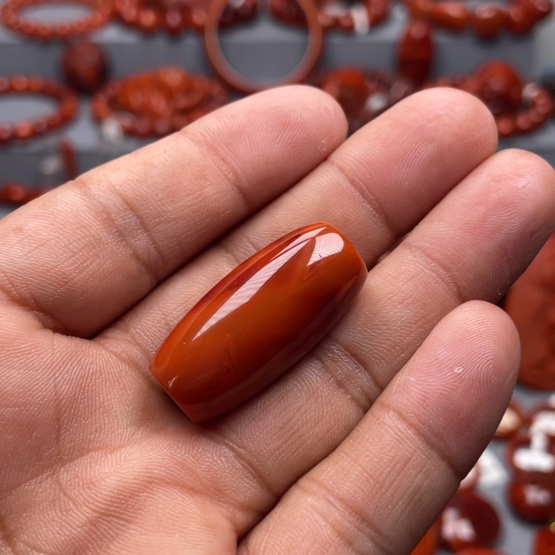 南红玛瑙未镶嵌珠宝奇石吊坠