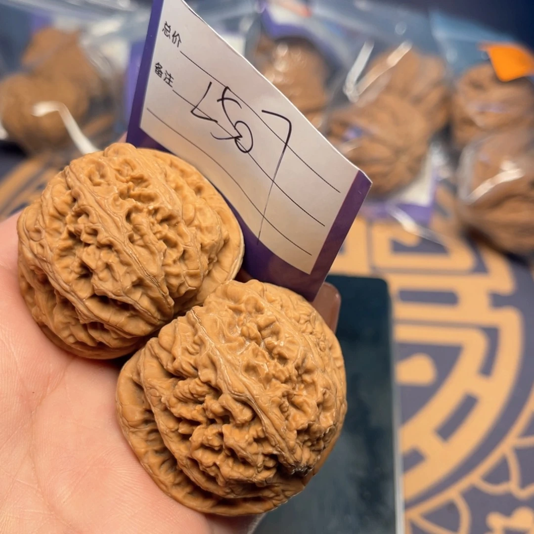 文玩核桃把件粗筋