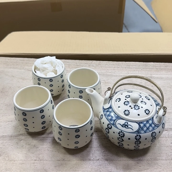 瓷片小*市哈哈哈哈哈哈哈哈