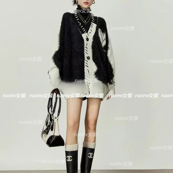 韩系网感慵懒风松弛感新款黑色拼色爱心提花老钱风针织开衫上衣