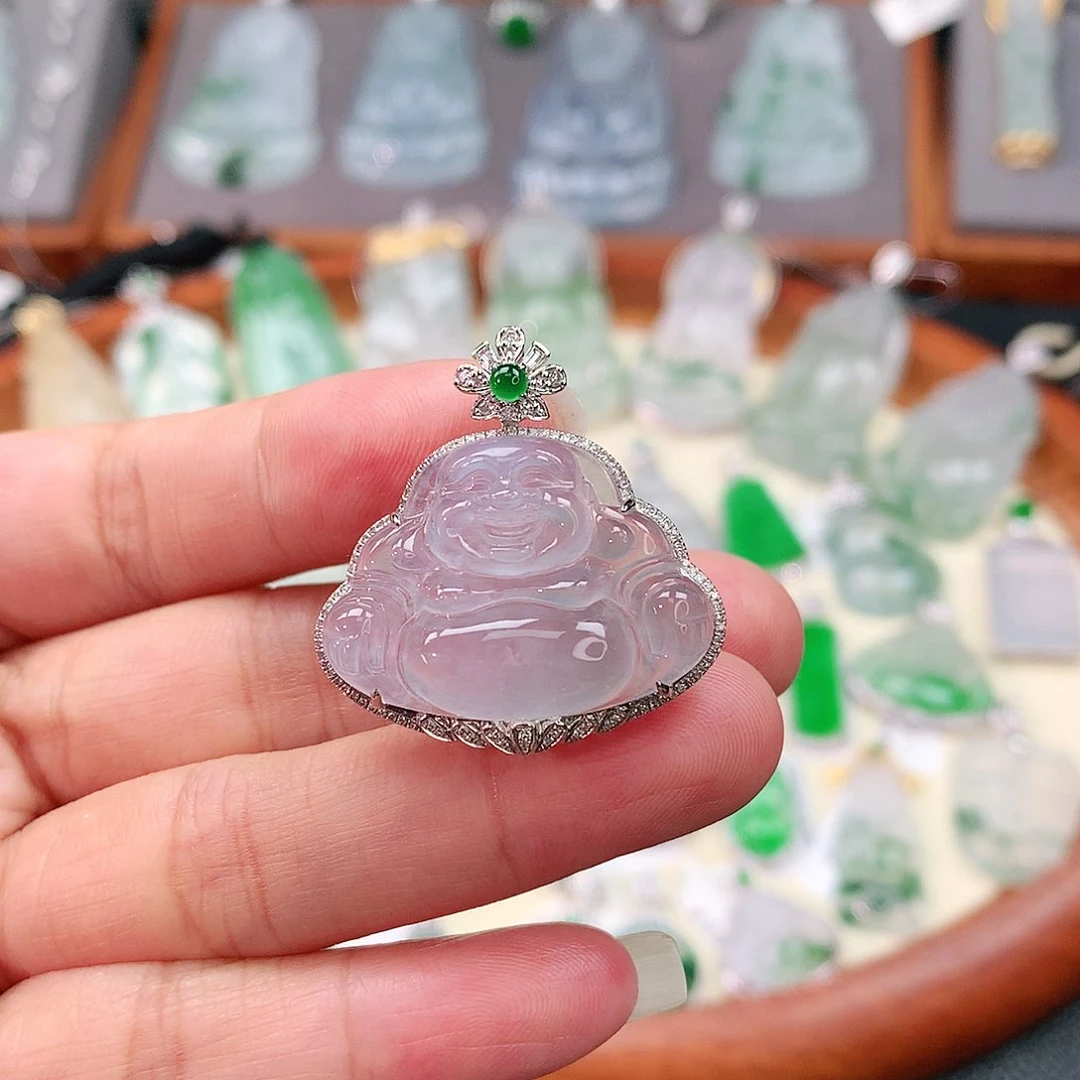 颈饰18K金镶嵌翡翠佛公