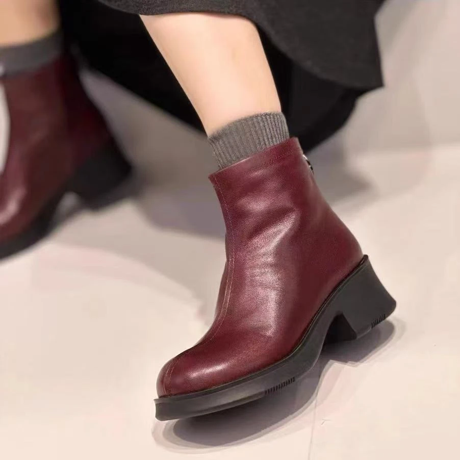 C2108   酒红色   时尚粗跟圆头真皮舒适低跟短靴 中筒马丁靴