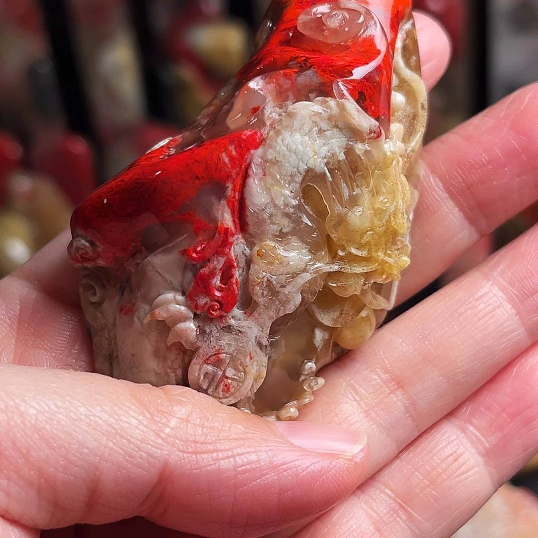 其他巴林石鸡血石手玩件