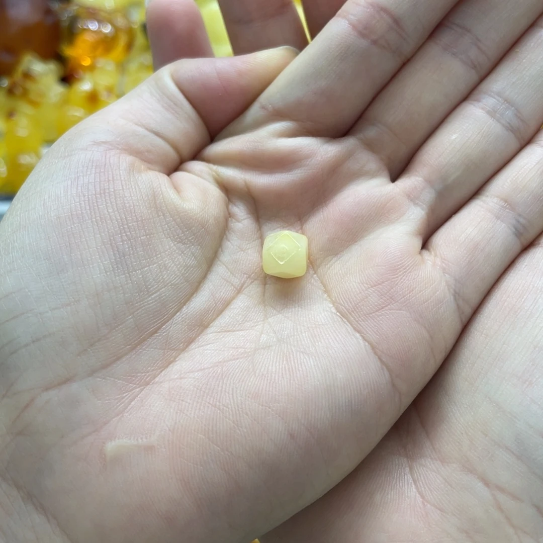 L***d裸石琥珀未镶嵌天然琥珀