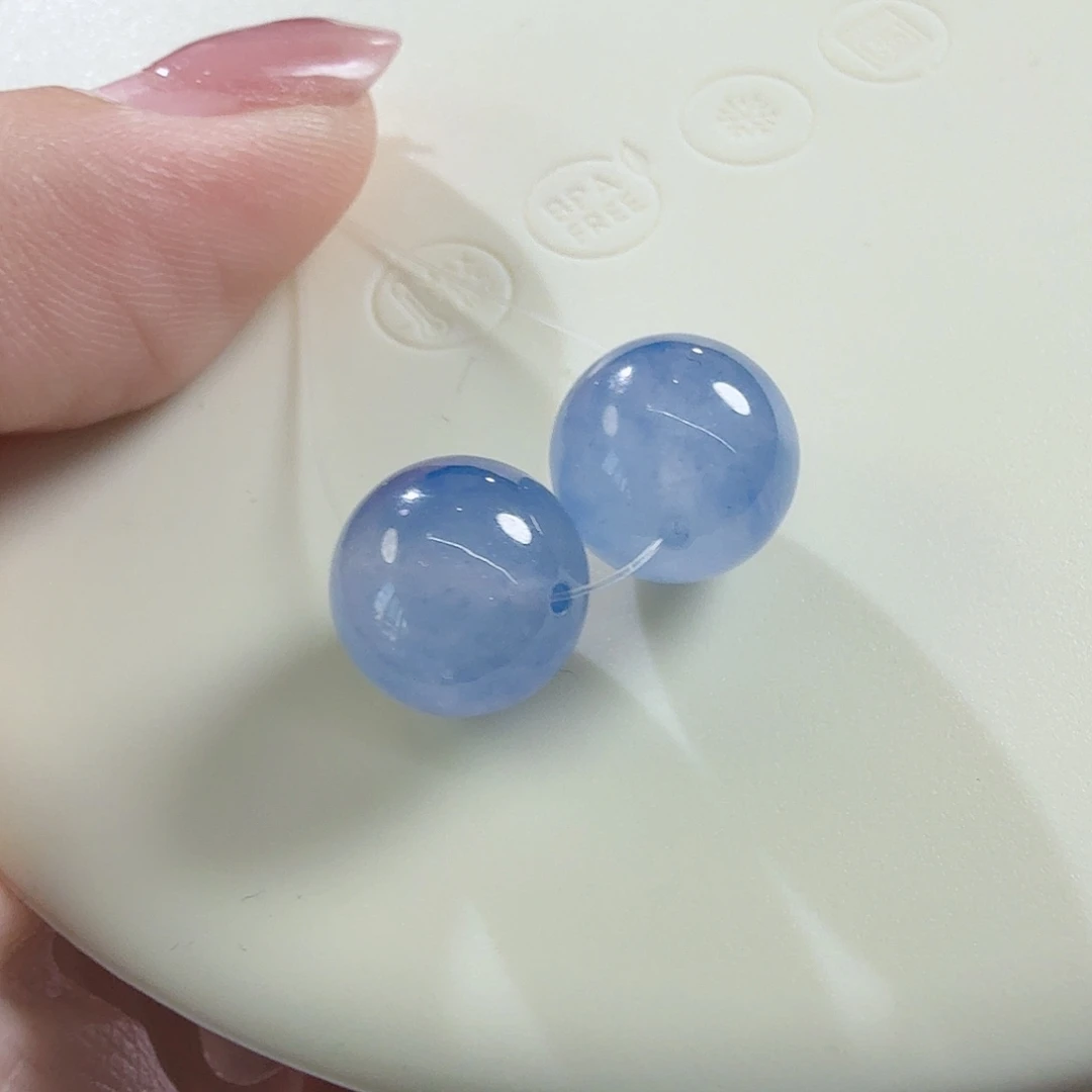 翡翠未镶嵌颈饰高冰圆珠卡9.8一对