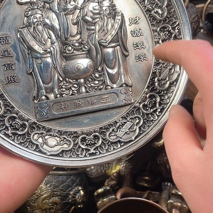 诚信经营铜器摆件