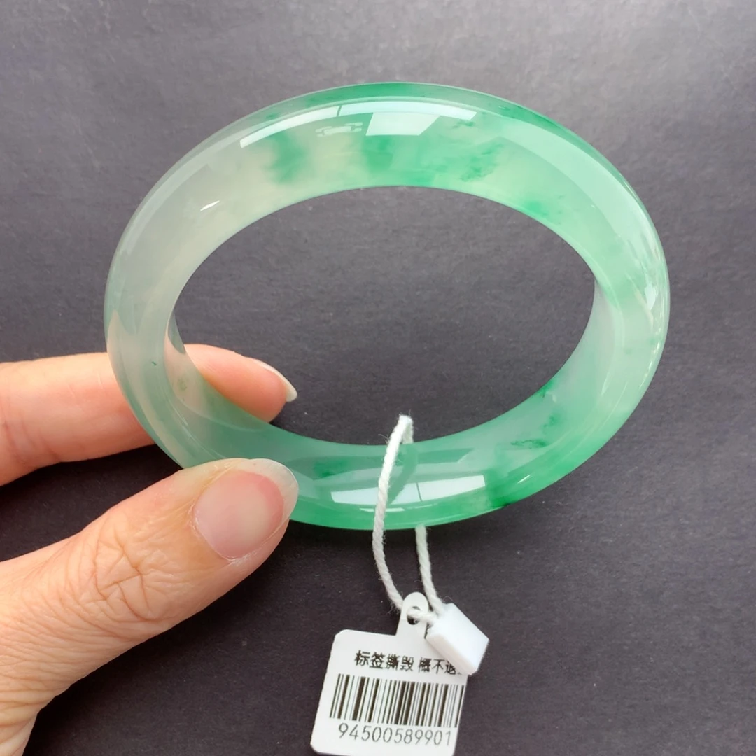 未镶嵌手镯石英质玉