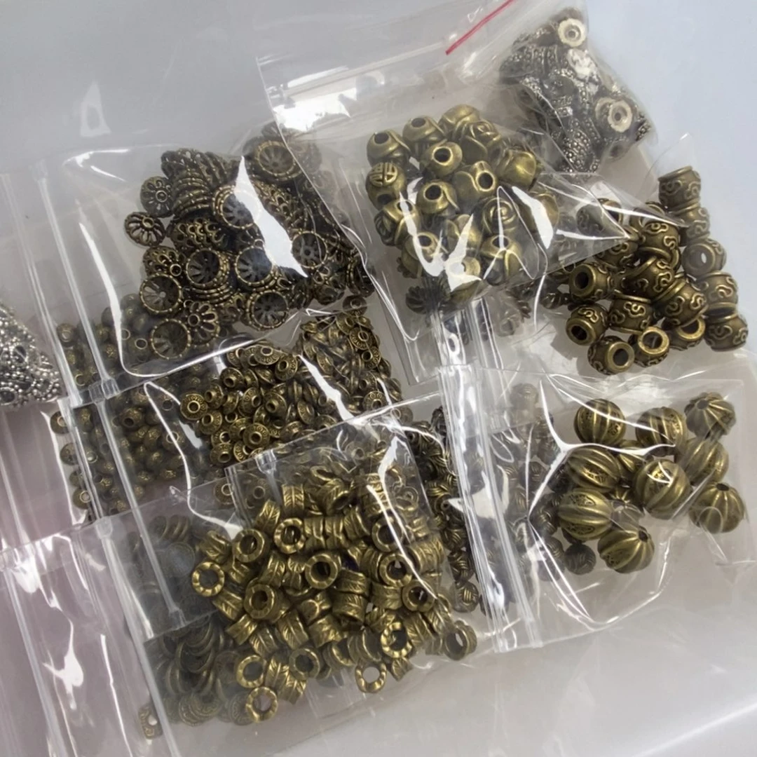 颈饰琉璃铜配珠 隔片