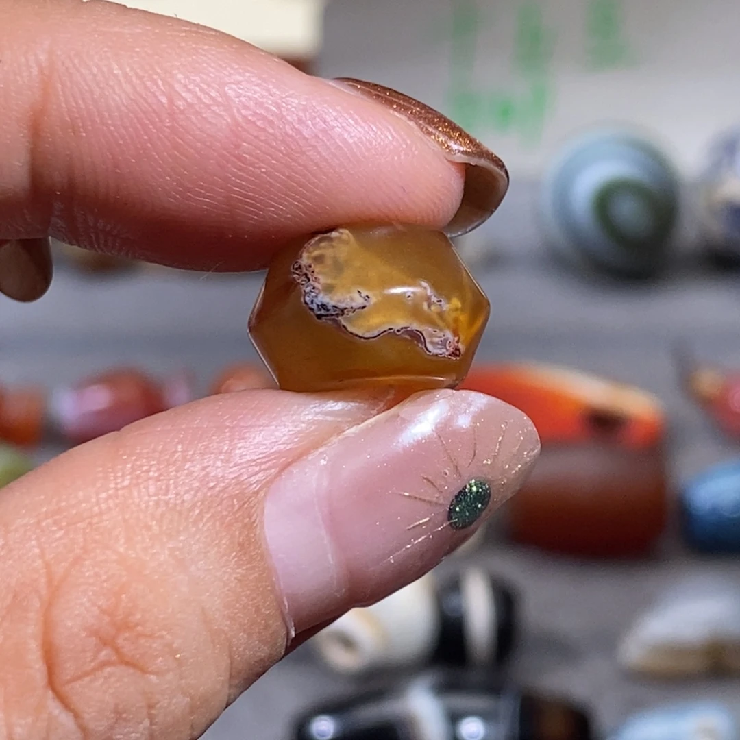 爱***丝合金颈饰玛瑙/玉髓