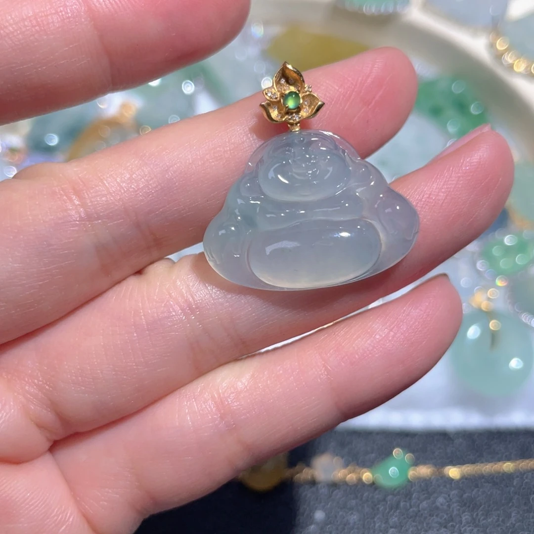 翡翠颈饰18K金镶嵌翡翠