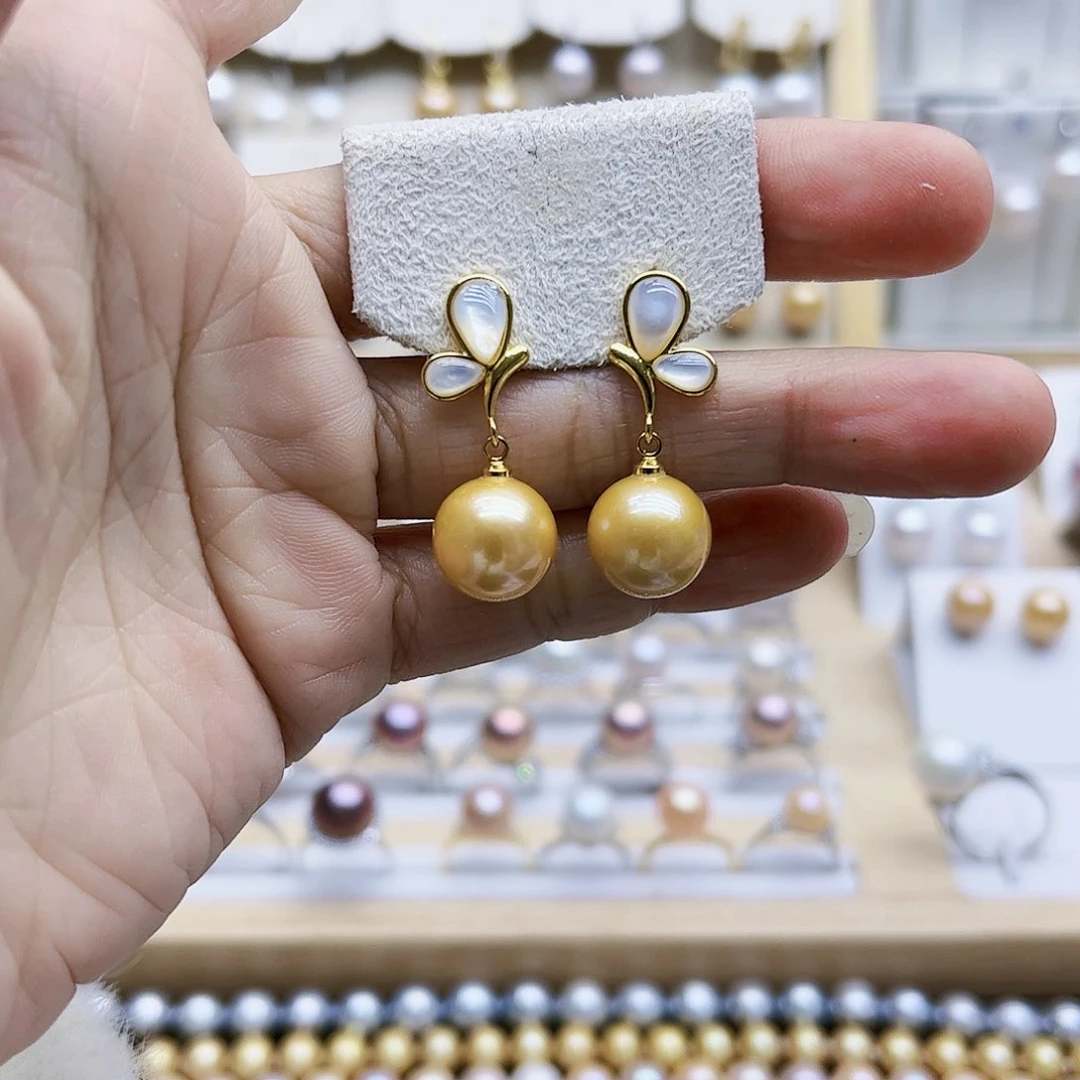 淡水珍珠耳饰合金
