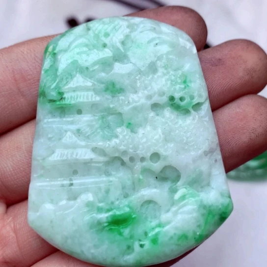 翡翠吊坠(不含链)未镶嵌