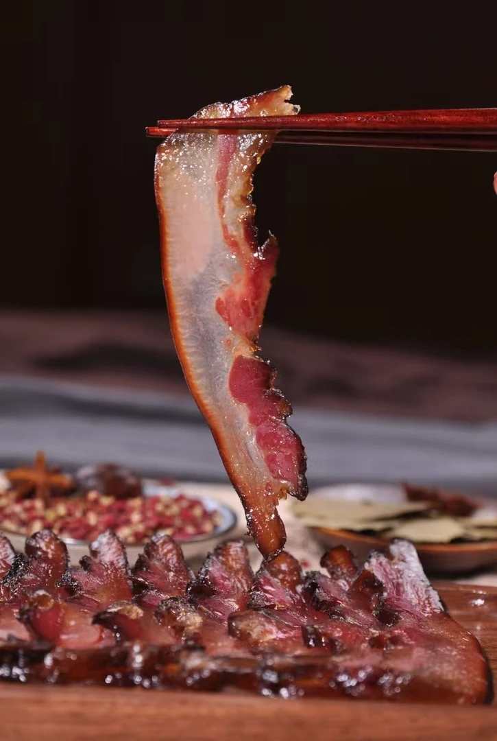 四川宜宾蜀南竹海竹熏腊猪拱嘴