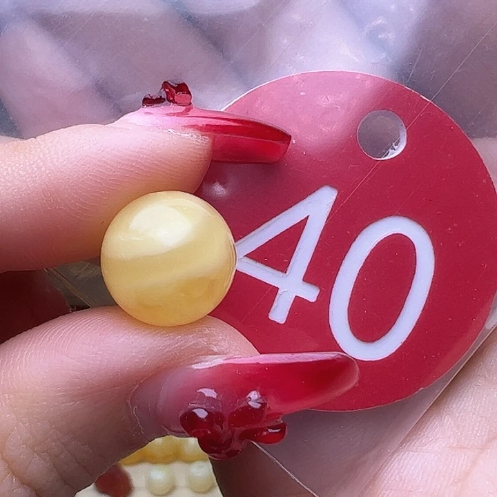 蜜蜡裸石未镶嵌红***✔11.7mm 圆珠