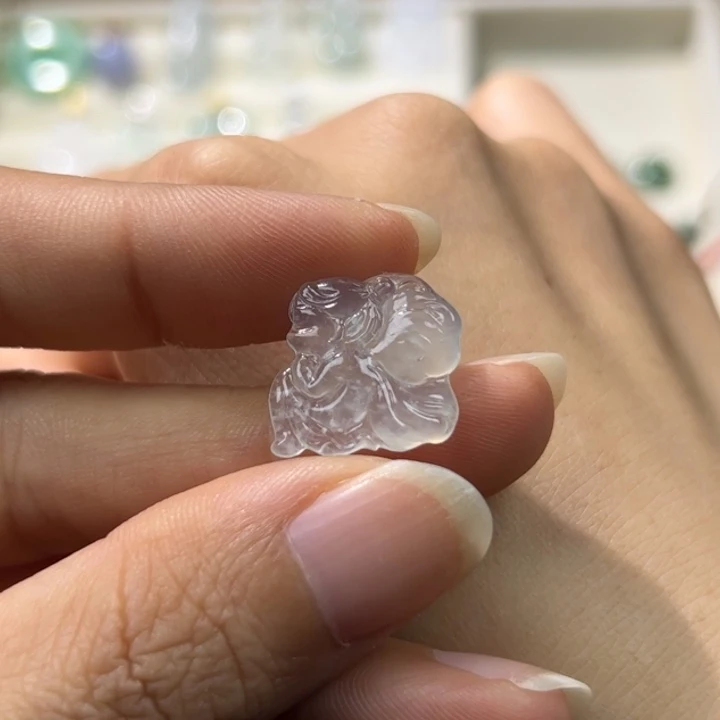 翡翠未镶嵌颈饰蝴蝶016