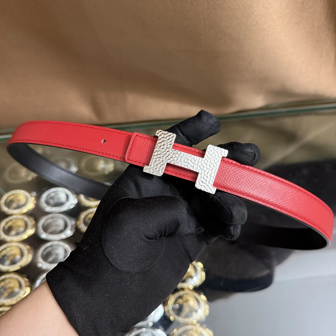 新款女士高档皮带休闲工字扣H扣牛皮腰带潮流时尚休闲百搭韩装饰