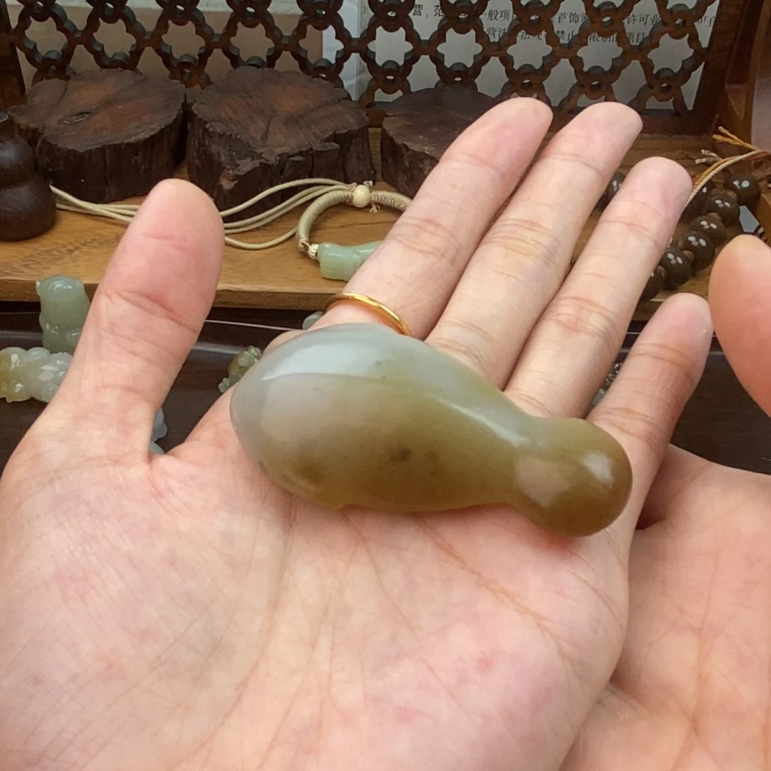 d***l颈饰未镶嵌和田玉