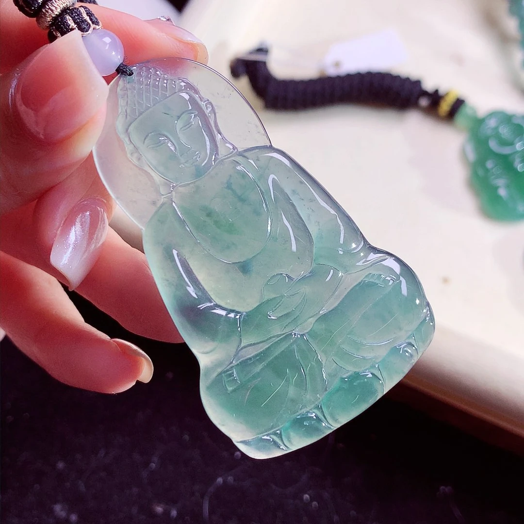 颈饰未镶嵌翡翠天然