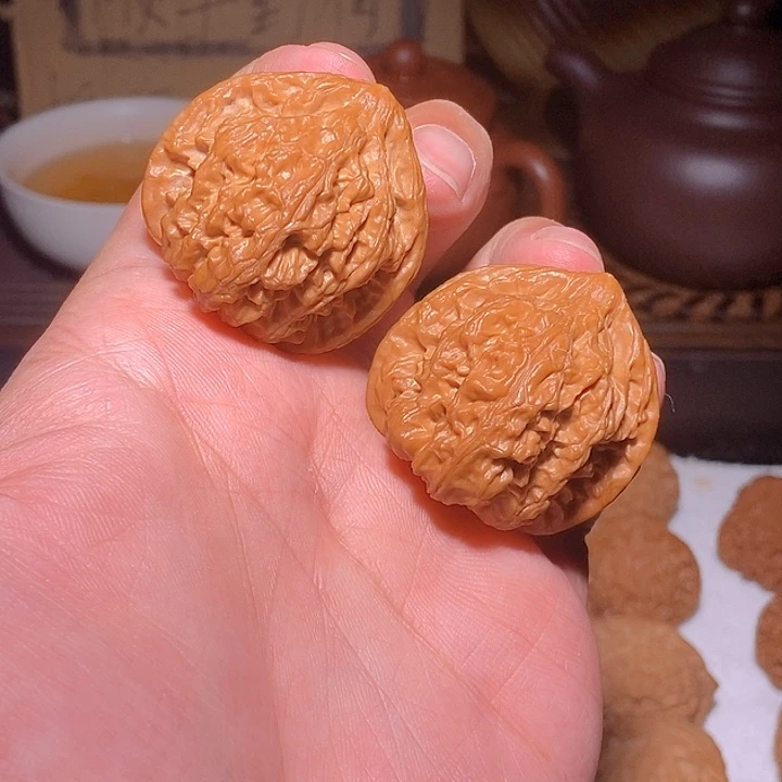 文玩核桃手把件火焰