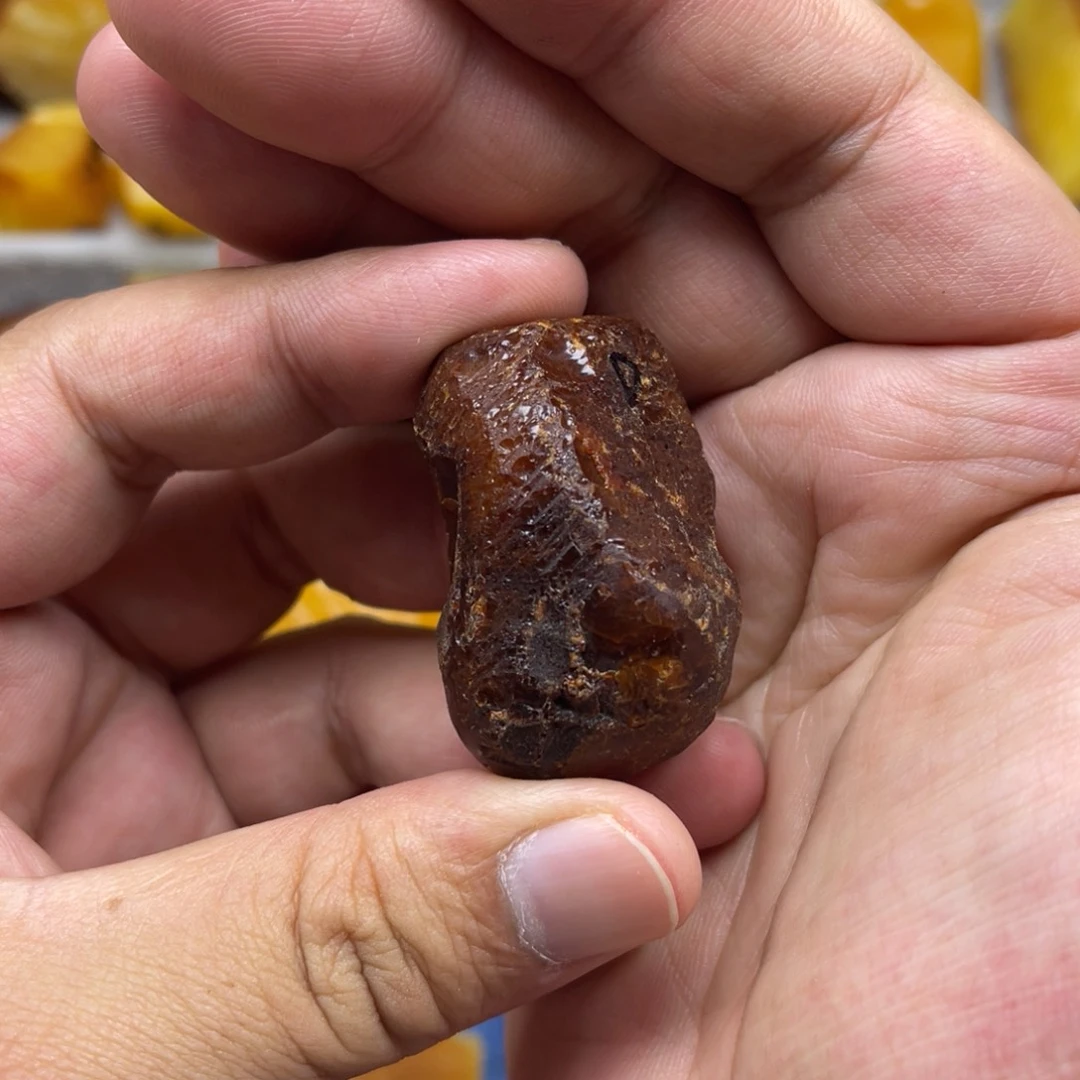 定制蜜蜡未镶嵌多*水原石