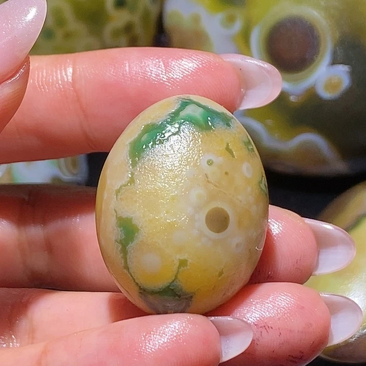 玛瑙/玉髓未镶嵌珠宝奇石