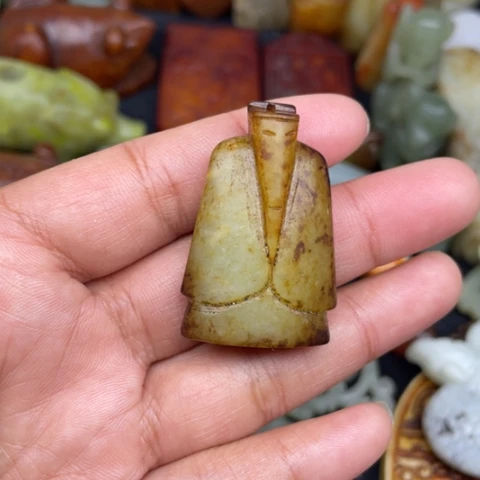 和田玉未镶嵌颈饰15