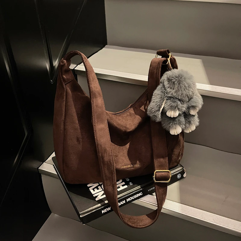 轻奢高级大容量托特包2025秋冬新款磨砂复古简约斜挎包通勤