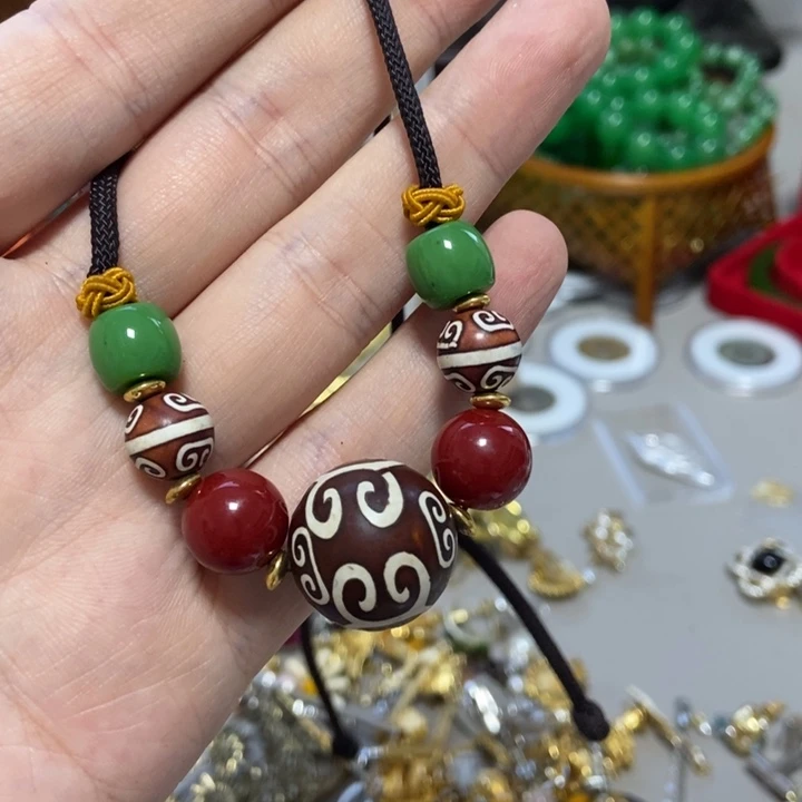 花岗石铁合金锆石不锈钢