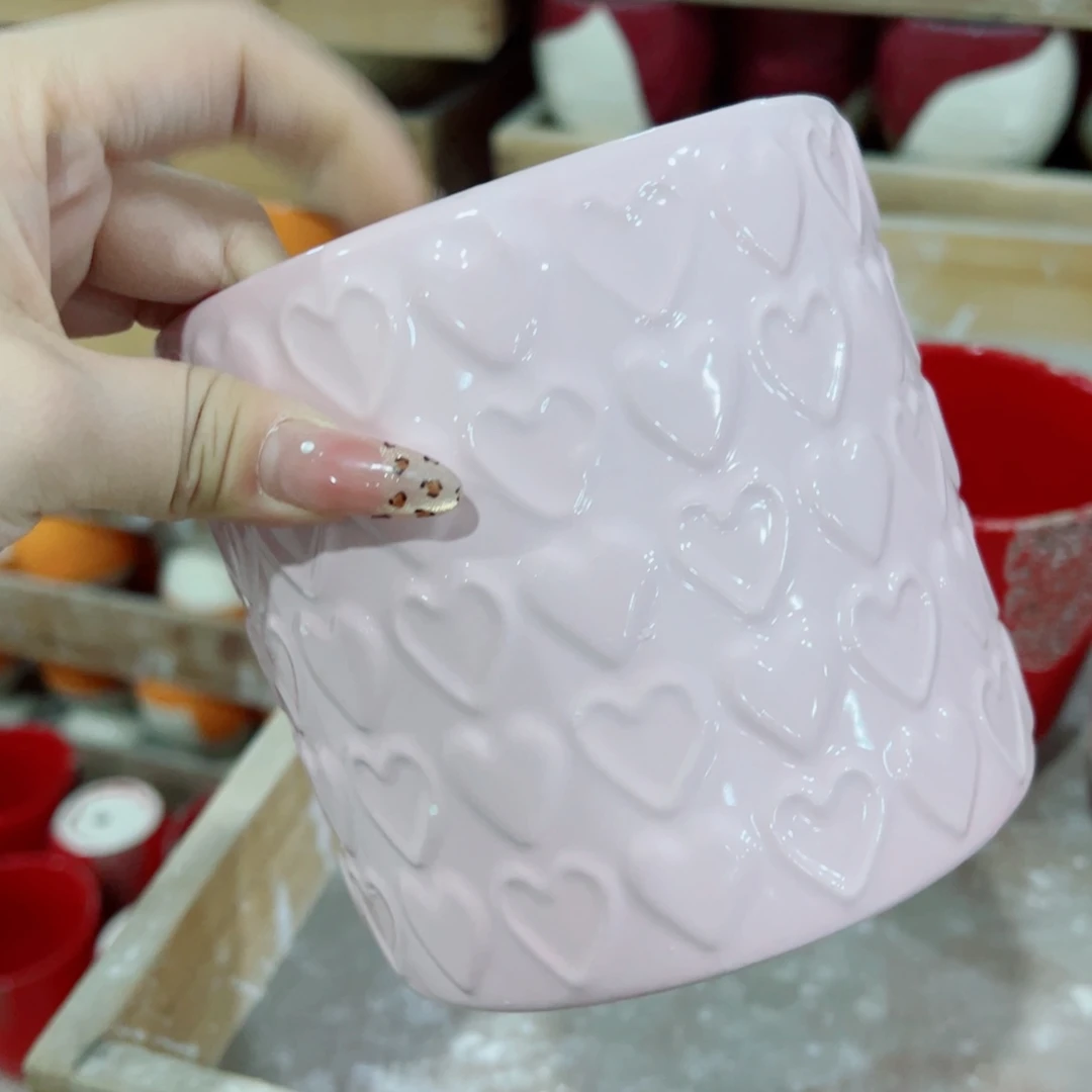 有孔，陶瓷花盆满10米包邮发货。