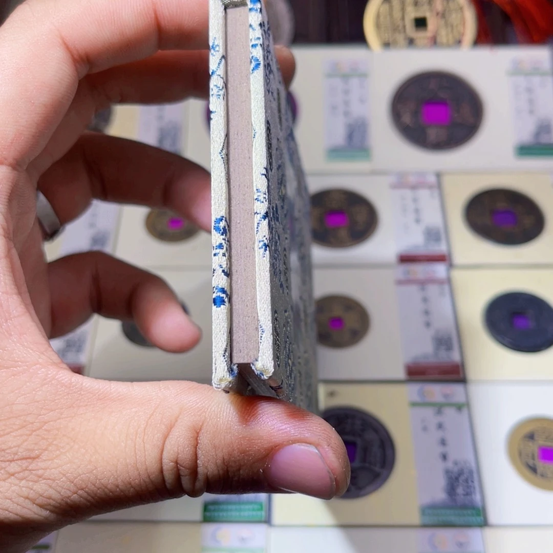 铜沐源臻品六铢半两2775