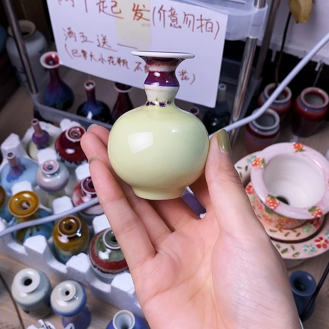 摆件巴掌大不插花景德镇高温陶瓷小花器